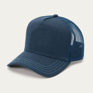 Gorra Trucker de Malla de Algodón 100% de Alta Calidad con Nuevo Logotipo Bordado y Diseño Transpirable con Logotipo Serigrafiado - Product Image 1