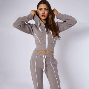 Ensemble de survêtement gris pour femme, coupe courte, à manches longues, avec capuche et fermeture éclair, décontracté, coupe ample, couleur unie, pantalon cargo d'automne avec poches latérales - Product Image 6