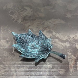 Leaf Shape <b>Storage</b> Tray for Living Room <b>Tabletop</b> Decor Powder Coated Aluminium Artisan Design Jewelry - Product Image 4