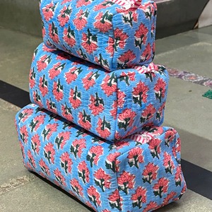 Floral Pattern Cosmetic Bag Blue Red Pink Vintage Style Zipper Closure Toiletry Bag Multi Function <b>Makeup</b> Organizer Textile - Product Image 4