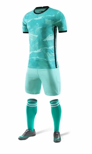 Ensemble de maillot de football personnalisé 100% polyester, impression sublimée, manches courtes, unisexe, vêtements d'équipe pour adultes, évacuation de l'humidité, toutes saisons - Product Image 6