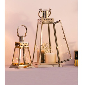 Porte-bougie en métal au design vintage très demandé et populaire, blanc et bleu marine, décoration d'intérieur, en fer, emballé dans une boîte - Product Image 3