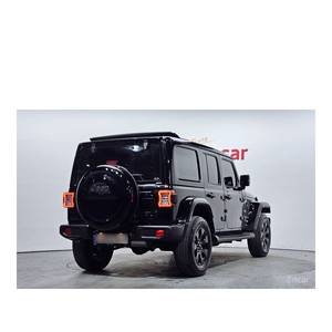 Jeep Wrangler 2.0 Overland 2023, SUV de 4 Puertas con Techo Eléctrico, Caja de Cambios Automática, Volante a la Izquierda, Asientos de Tela, Cámara Trasera, 69,737 km - Product Image 2