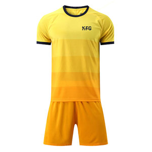Uniforme de Fútbol Transpirable y Duradero Diseñado para Máxima Movilidad y Seguridad Servicio OEM Adecuado para Equipos Profesionales de Adultos - Product Image 1