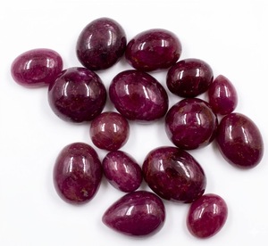 พลอยทับทิมธรรมชาติแบบคาโบชอง รูปทรงผสม ขัดเงา สีแดง สำหรับทำเครื่องประดับ ขายส่ง - Product Image 1