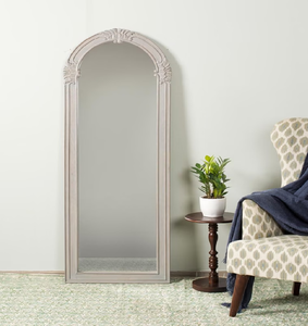 Miroir sur pied moderne minimaliste arqué pleine longueur, sur un chevalet en bois, disponible à prix de gros. - Product Image 3