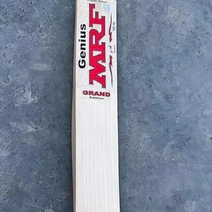 Bâton de cricket personnalisé en saule anglais pur de qualité 1, édition joueur, pour crickets professionnels |   Meilleur bâton de cricket - Product Image 1