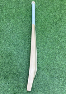 Batte de cricket en saule anglais à manche court, légère, professionnelle, pour match, de qualité supérieure, fabriquée à la main, haute performance - Product Image 2