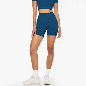 Shorts de yoga pour femmes à prix abordable, de qualité supérieure, confortables et tendance. - Product Image 4