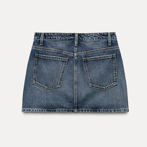 Minifalda Cruzada con Cierre de Botones para Mujer 2026 / Falda Cruzada Minimalista para Mujer, Estilo Elegante, Fabricación OEM, Proveedor Mayorista - Product Image 2