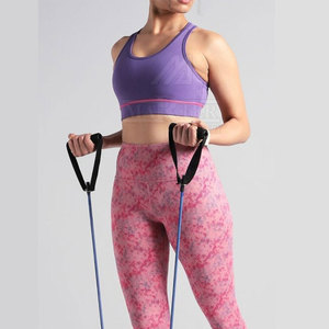 Soutien-gorge de sport professionnel léger et respirant avec bretelles croisées, logo frontal, matière douce et extensible, maintien léger pour la gym et la danse - Product Image 4