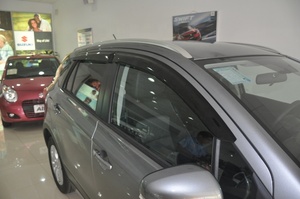 แผ่นบังแดดหน้าต่างรถยนต์ วัสดุ PMMA  ใช้ได้กับ SUZUKI SX4 S-Cross ปี 2014-2021 ได้พอดี 100% - Product Image 2