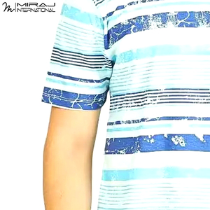 เสื้อยืดลำลองสีน้ำเงินลายกราฟิกหลายแถบสำหรับผู้ชาย ปรับแต่งได้ เนื้อผ้าฝ้ายนุ่ม ระบายอากาศดี เหมาะสำหรับใส่ทุกวัน เสื้อยืดแบบซับลิเมชั่น - Product Image 6