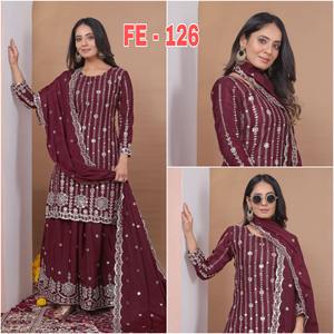 Conjunto Sharara de diseño indio-pakistaní, en tela Creep, ideal para fiestas elegantes, bodas, uso tradicional y casual. - Product Image 1