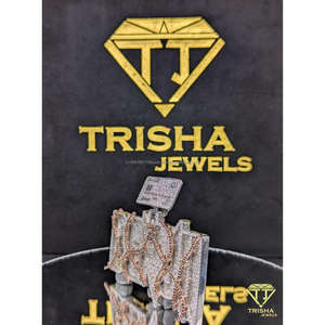 Colgante de lujo con nombre personalizado, con diamantes VVS cultivados en laboratorio, en plata de ley 925, estilo hip hop, de Trisha Jewels - Product Image 4