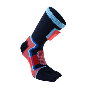 Chaussettes de sport à cinq doigts avec soutien de la voûte plantaire en coton, chaussettes athlétiques à 5 doigts, LOGO personnalisé, pour jeunes, fabriquées au Vietnam - Product Image 2