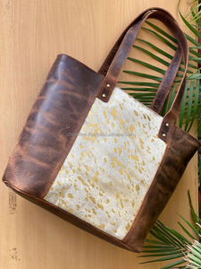 Bolso de mano de piel auténtica metálico con pelo OEM 2024 personalizado del fabricante al por mayor, bolsos de hombro de gran capacidad a la moda para mujer - Product Image 5