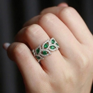 Anillo Botánico de Hoja de 18K con Esmeralda Natural y Diamantes, Anillo de Boda con Diseño de Guirnalda Entrelazada, Gema Verde, Oro 100% Real Certificado - Product Image 2