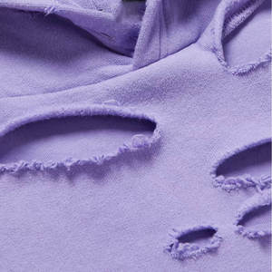 เสื้อฮู้ดดี้ผู้ชายสไตล์วินเทจ ผ้าฝ้ายฟลีซขาดๆ แบบดิสเทรส - Product Image 4