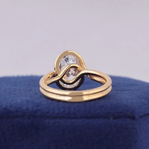แหวนหมั้นเพชรรูปไข่เพาะเลี้ยงแบบ Bypass Solitaire ทองคำ 14k สีเหลือง หรูหรา ได้รับการรับรองจาก IGI เครื่องประดับที่สวยงามและยั่งยืน - Product Image 6