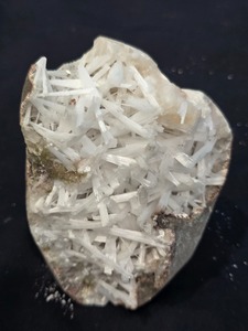 Racimo de Scolacita, Cristal Natural, Espécimen de Piedra Preciosa, Figura Decorativa Ecológica de Forma Libre con Tema de Amor - Product Image 2