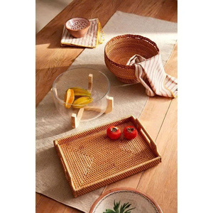 Frutero de mimbre de tejido apurado con pedestal, cesta elevada para almacenamiento de frutas y verduras, centro de mesa, proveedor de Vietnam, OEM ODM, venta al por mayor - Product Image 2