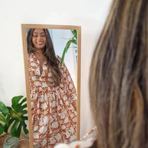 Robe d'été élégante en pur coton pour la journée Broderie indienne imprimée en blocs Style décontracté Respirant Tissé Taille naturelle - Product Image 1