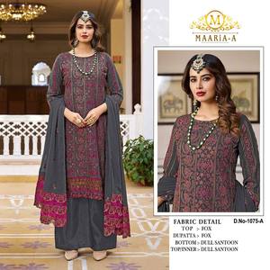 Superbe Shalwar Kameez en soie georgette de renard lourd avec broderie multi-fils, détails Jari et travail de séquence - Product Image 5