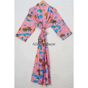 Robe longue en coton doux, kimono, nuisette, maillot de bain, tenue de plage, vêtement de nuit, bikini avec motif floral et logo au dos pour femme - Vente en gros - Product Image 2