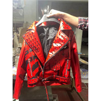 Blouson Homme Rouge en Cuir PU Style Gothique Punk - Blouson de Motard Rocker à Clous et Clous Pointus avec Fermeture Éclair 2026