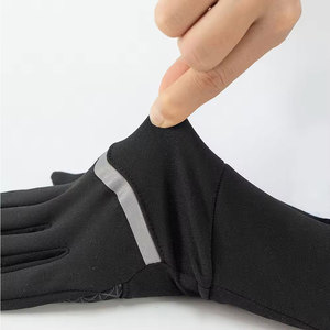 Guantes de invierno con aislamiento para correr para hombres y mujeres: guantes cálidos y resistentes al viento con pantalla táctil y ajuste elástico flexible para exteriores - Product Image 3