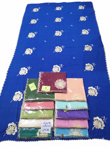 Écharpe ethnique en coton bleu pour femme, broderie florale et strass, respirante et légère, idéale pour l'été et le quotidien, vente en gros - Product Image 2