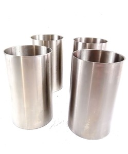 Pièces automobiles Santosh de qualité supérieure, doublure de cylindre de moteur diesel OEM E13/E15, alésage de 76 mm, robuste, norme OE, garantie d'un an - Product Image 4