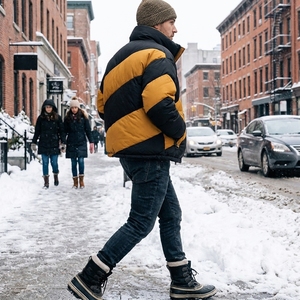 Men's Black <b>Yellow</b> Color <b>Puffer</b> <b>Jacket</b> Winter Coat Stand Collar Zip Up Outdoor Streetwear Custom Apparel OEM ODM - Product Image 4