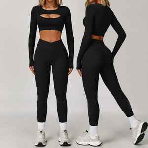 Conjunto deportivo de yoga de 2 piezas para mujer, leggings sin costuras y sujetador deportivo, 100% poliéster con sublimación personalizada. - Product Image 2