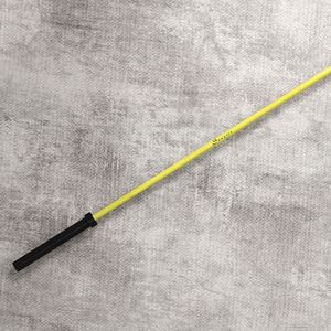 Barra de Pesas Olímpica de 7.2 pies, Color Amarillo, con Capacidad de 1500 lb, Agarre Antideslizante con Muescas, Fundas Giratorias - Product Image 6