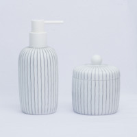 Ensemble d'accessoires de salle de bain en céramique personnalisable, moderne et simple, kit de décoration de salle de bain en céramique personnalisé pour la maison et l'hôtel