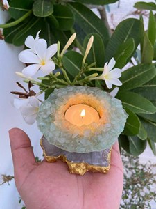 Porte-bougie en cristal de jade vert naturel |   Support de bougie en pierre précieuse à bord doré |   Décoration d'intérieur faite à la main |   Fournisseur en gros - Product Image 1