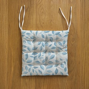 Cómodo cojín para silla, cojín con lazos para sillas de cocina, sillas de comedor, oficina y asientos al aire libre - Product Image 1