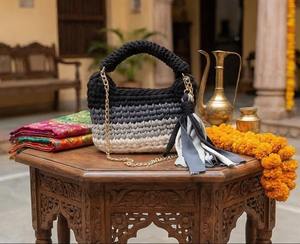 Bolso Mini Estilo Vintage con Cadena – Bolso de Hombro Boho con Rayas Negras y Grises, Elegante con Perlas y Dos Correas, Tejido de Cordón de Algodón - Product Image 2