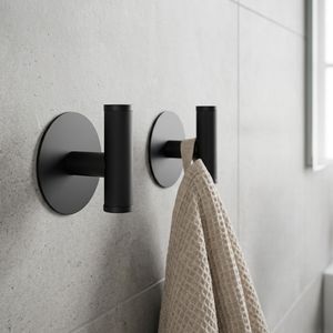 Ganchos de Baño Modernos de Metal Cromado/Niquelado/Negro 3M, Ganchos Multiusos para Ropa, Montaje en Pared sin Perforaciones - Product Image 1