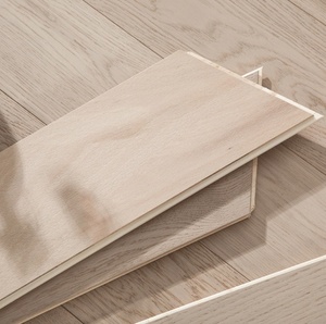 Parquet en bois style français <span class=keywords><strong>Chevron</strong></span>, parquet Versailles, aspect bois massif, certifié FSC CE - Product Image 1