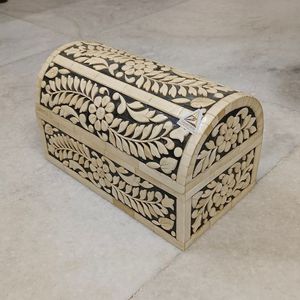 Caja de Joyería Premium con Incrustaciones de Hueso, Caja de Mosaico Hecha a Mano, Organizador Decorativo para Guardar Anillos, Pulseras y Pendientes NEHA - Product Image 3