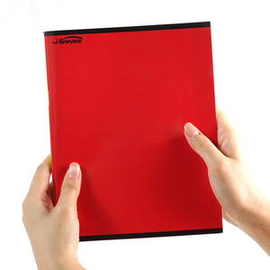 Libro <span class=keywords><strong>de</strong></span> <span class=keywords><strong>ejercicios</strong></span> cubierto rojo con una sola línea con regla azul y con cubierta trasera <span class=keywords><strong>de</strong></span> tabla <span class=keywords><strong>de</strong></span> multiplicar - Product Image 1