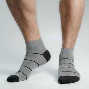 Chaussettes de sport Terry thermiques anti-humidité à motif dessiné à la main pour la course, le tennis et le golf, pour femmes, hommes, jeunes et adultes, conception élastique unisexe ODM - Product Image 6