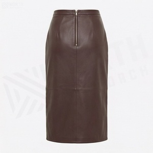 Jupe crayon en similicuir pour femme, longueur genou, couleur unie, design minimaliste avec fente avant, taille normale, à porter en toutes saisons - Product Image 2
