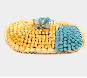 Plateau en laiton pour la présentation de vaisselle, idéal pour la cuisine, les mariages, les fêtes, l'organisation décorative, le rangement de chocolats et de desserts - Product Image 2