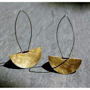 Joyas de Moda de Latón y Cobre Elegantes Modelo 17 Hechas a Mano de Primera Calidad, Diseño Exclusivo de Tendencia, Duraderas y Ecológicas para Fiestas - Product Image 2