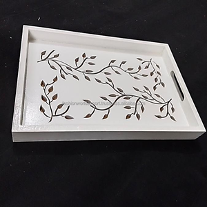 ถาดเสิร์ฟไม้เจาะรูสีน้ำตาลมาตรฐานหรูหราเป็นมิตรกับสิ่งแวดล้อมและยั่งยืนถาดเสิร์ฟไม้แบบไม่ซ้ำใครทำด้วยมือ - Product Image 4