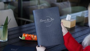 Porta Menús de Cuero Genuino, Carpeta para Menús de Restaurante, Cubierta de Menú de Cuero Real Personalizada, Papelería de Hotel de Lujo LMC-0150 - Product Image 3